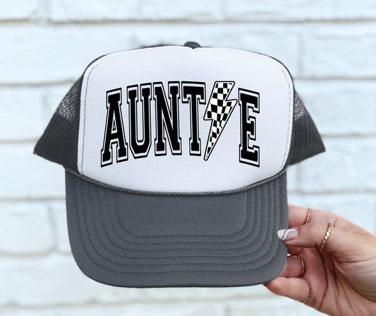 Hat auntie bolt