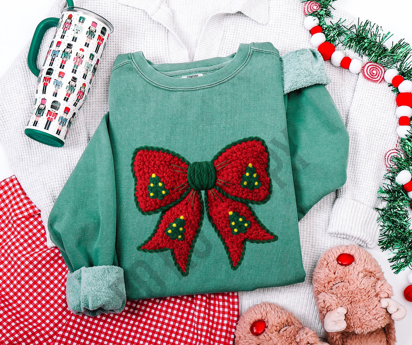 Faux knit red bow